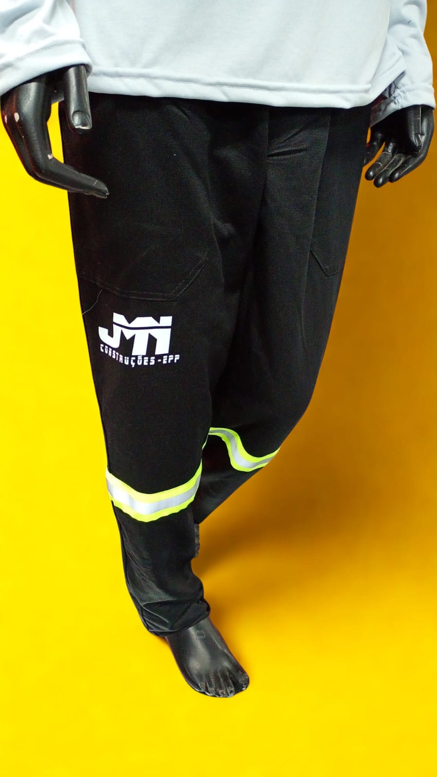 Calça refletiva JTI Construções
